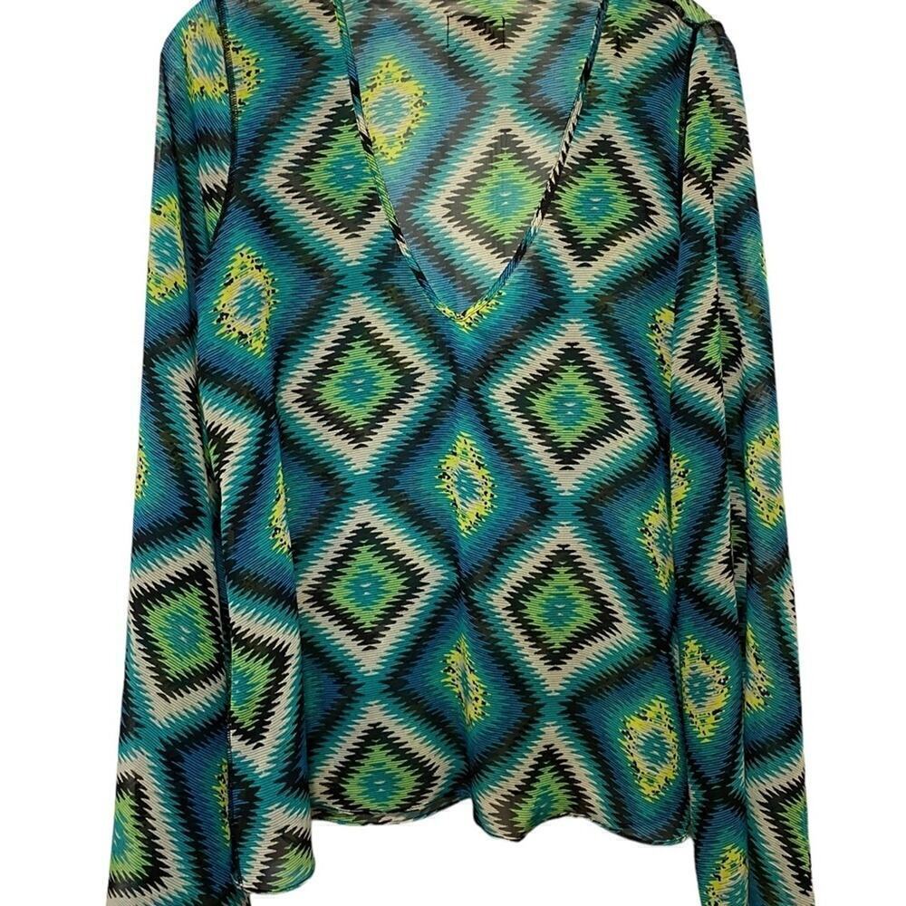 Show me your MuMu green modern print top blouse V neck long loose sleeves Med
C